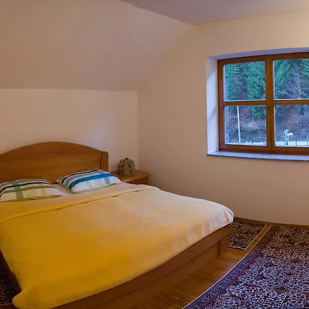 Chalet Ranch Verig *